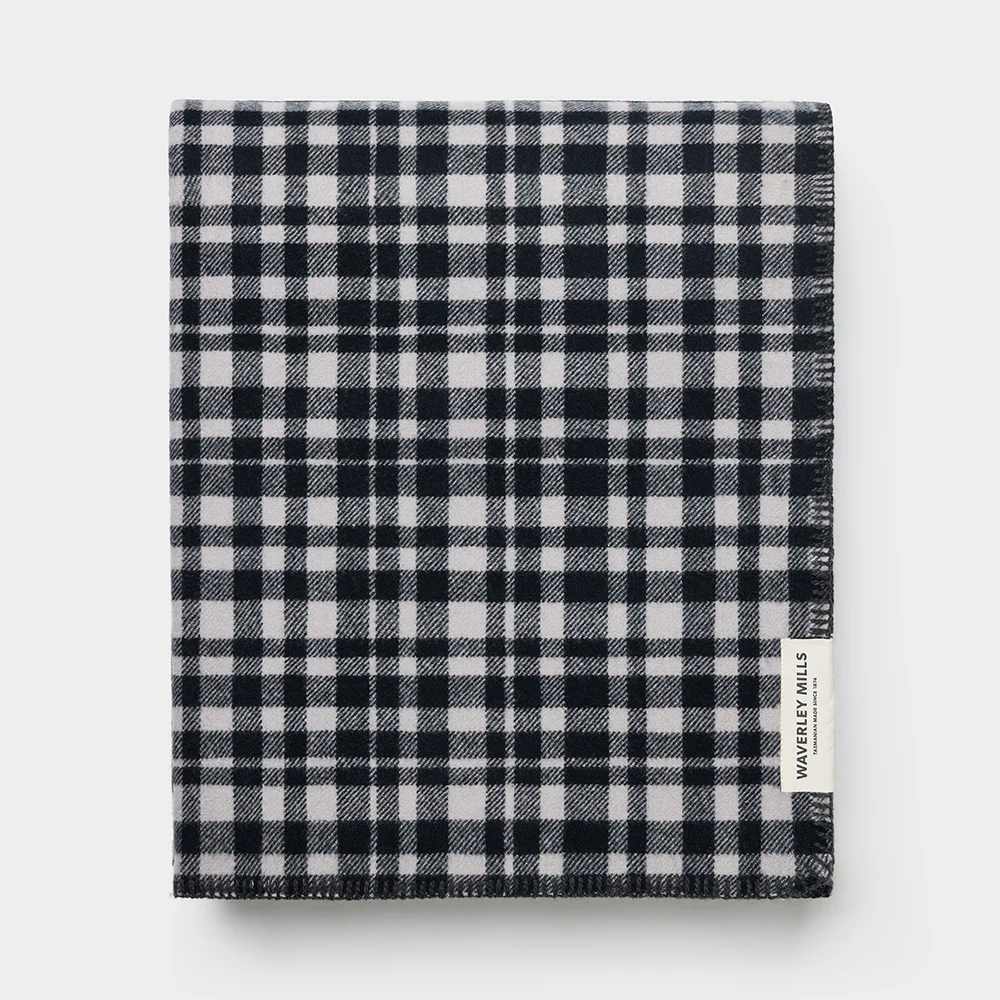 Bask Blanket in Charcoal | Queen - Image 4