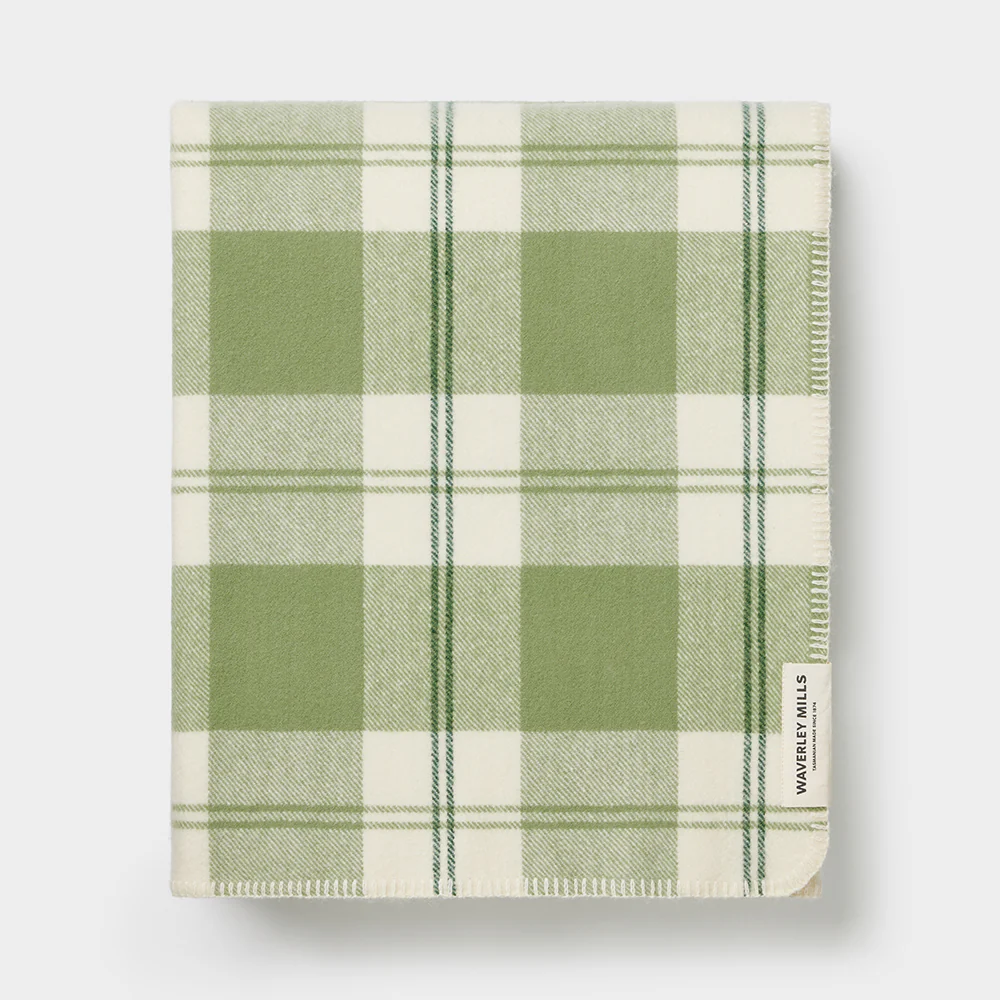 Classic Plaid Blanket in Moss | King/Queen - Image 3