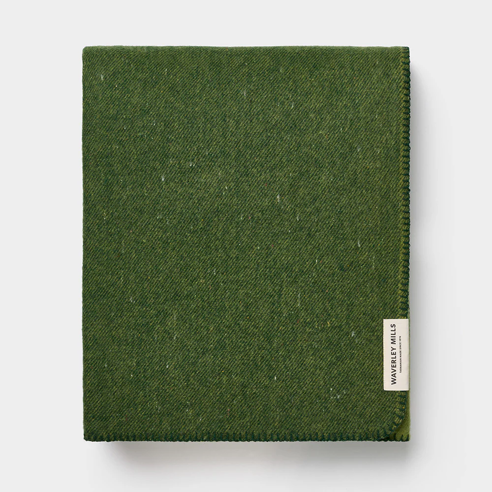 Highland Blanket in Moss - Image 4