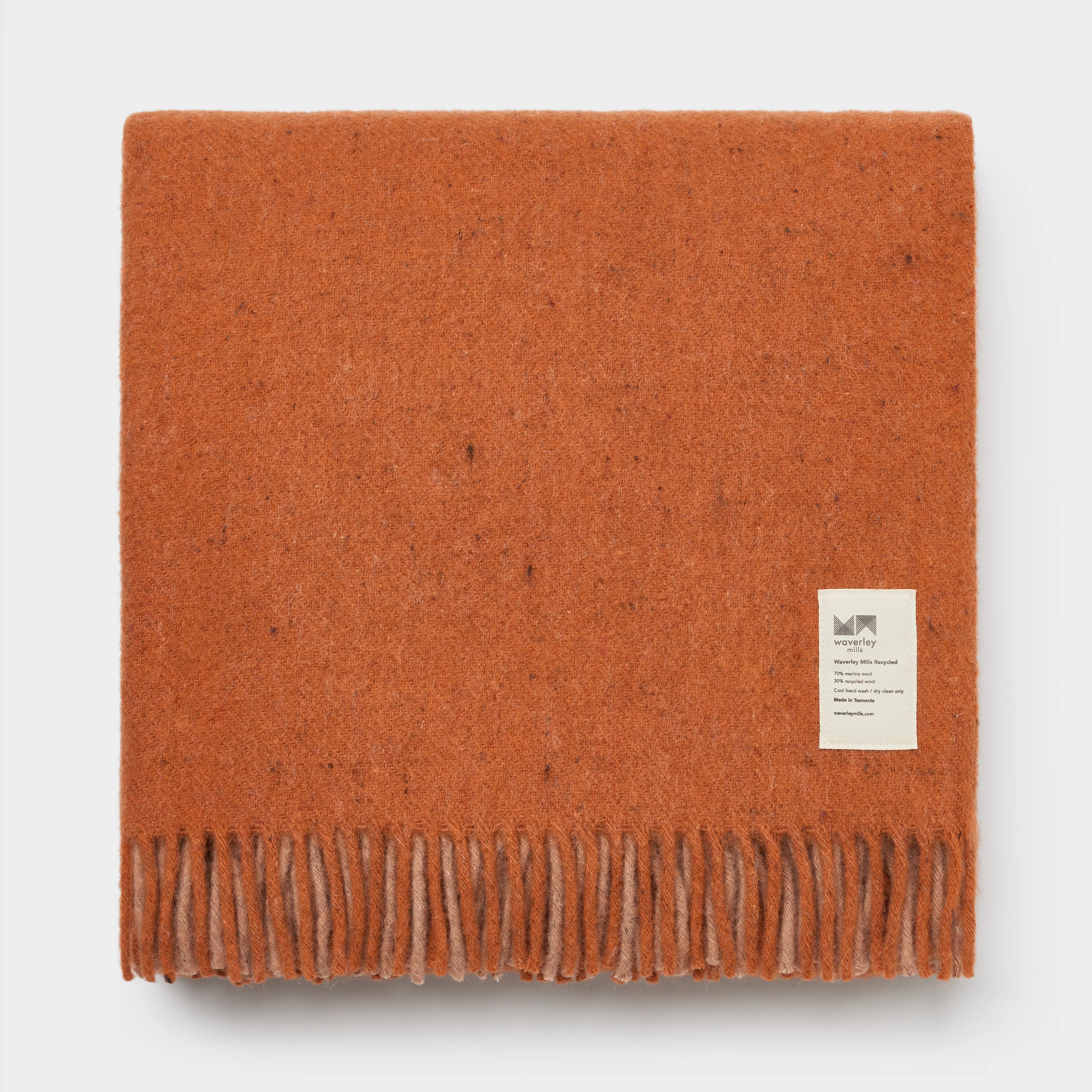 Horizon Throw in Granite - Image 3
